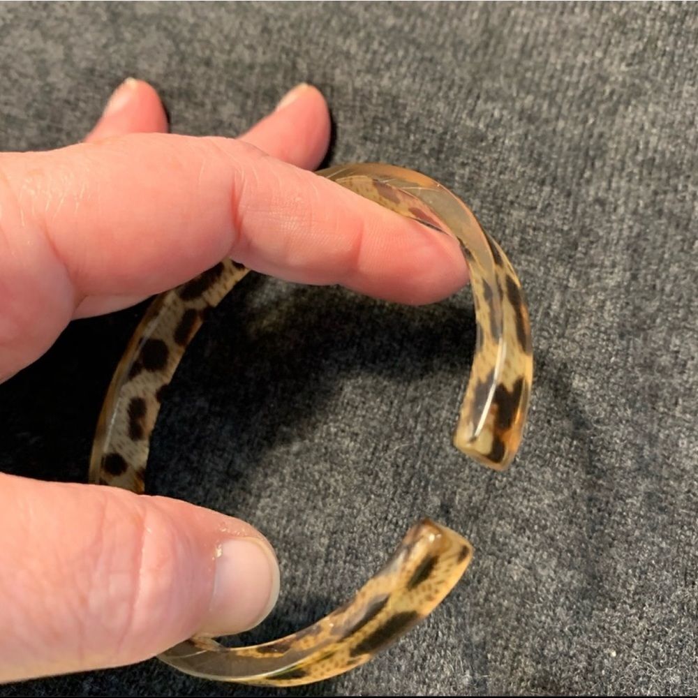 Leopard Bracelet   - Picture 2 of 5